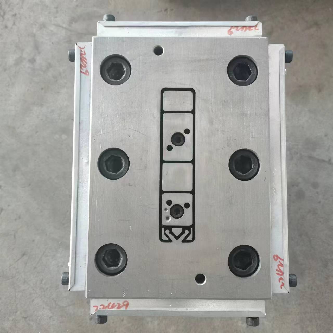 PVC木塑、發(fā)泡模具